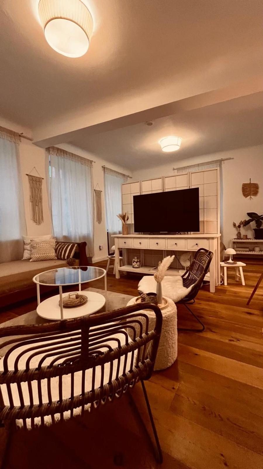 Apartment Am Schloss - Charme Saarbrücken Eksteriør bilde